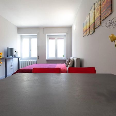 Appartamento Girasole - Affitti Brevi Italia Lecco Ngoại thất bức ảnh